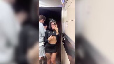 Ma che cazzo fai zoccola