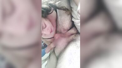 Giorgia mi lecca bene le palle