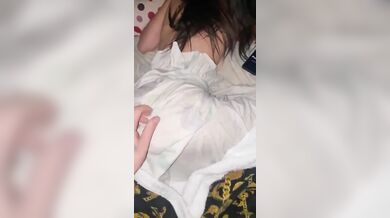 Scopo studentessa 18 enne con gran culo