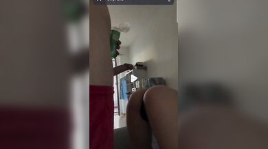 Universitaria ventenne inculata a novanta col lubrificante