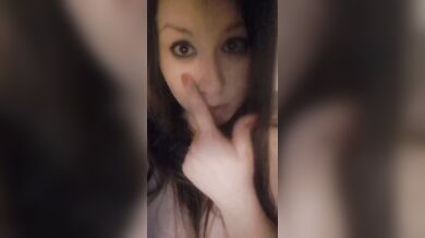 Riccardo me la dai la sborra in faccia