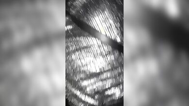 Scopata amatoriale con giovane troia conosciuta in discoteca