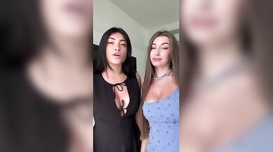 Siamo cugine è ovvio che siamo porche OF