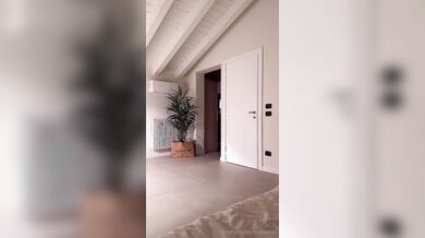 FIdanzata italiana si fa rompere il culo dal suo ragazzo per la prima volta