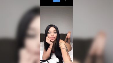 Mi fai vedere il cazzo? Tiralo fuori