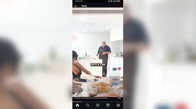 Calippo tour scopata con vecchio cuoco