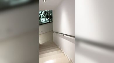 Ambra e Paolina con lo chef maturo