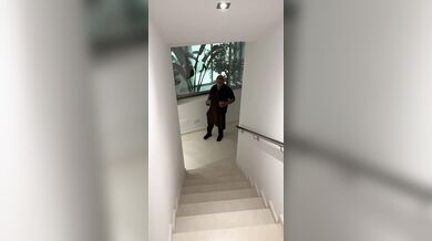 Ambra e Paolina con lo chef maturo