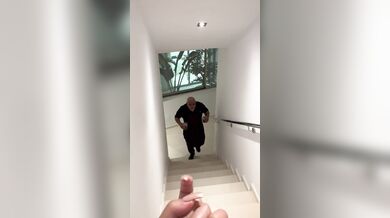 Ambra e Paolina con lo chef maturo