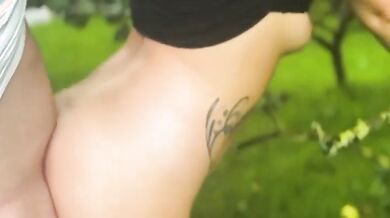 Coppia italiana fa sesso outdoor