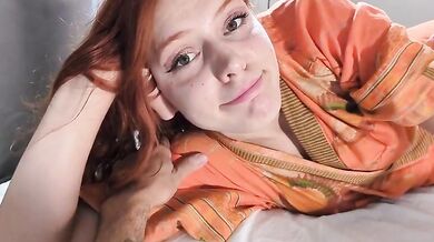 Ci vediamo un film?Hho un'idea migliore farti un bel pompino