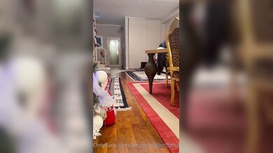 Emanuela Botto spogliarello di Natale OF