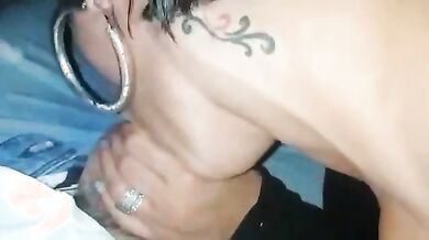 Pompino fidanzata con piercing alla lingua amatoriale