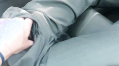 Sega il suo uomo in auto