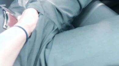 Sega il suo uomo in auto