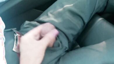 Sega il suo uomo in auto