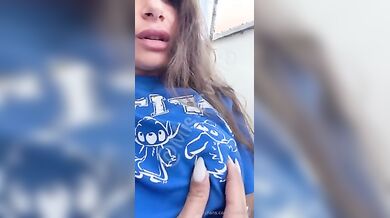 Adoro fare la zocca lo sai vero?