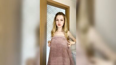 Bionda 20 enne troppo fica