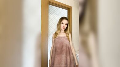 Bionda 20 enne troppo fica