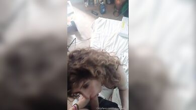 Sei venuto a chiavarmi con questo bel pisellone duro?