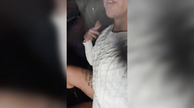 Riempitemi tutti la faccia di sborra