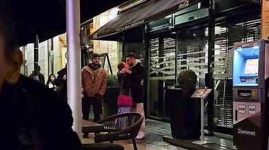 Treesome con Danika e bionda italiana fica