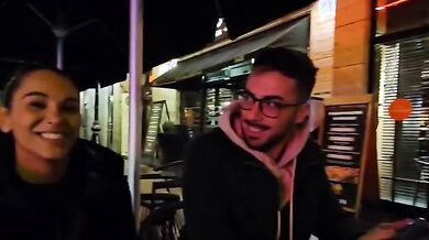 Treesome con Danika e bionda italiana fica