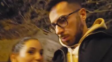 Treesome con Danika e bionda italiana fica