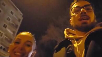 Treesome con Danika e bionda italiana fica