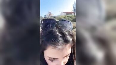 C'è troppa gente andiamo a scopare in bagno