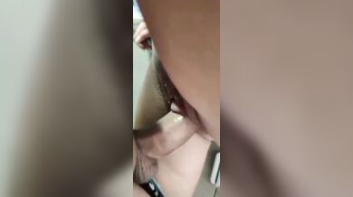 Pompino amatoriale con venuta in faccia POV