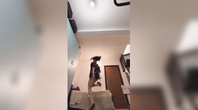 Martina Miliddi balletto sexy