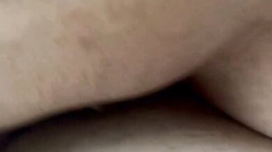 Hai il cazzo grosso mi fa impazzire