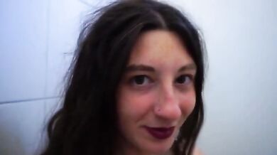 Coppia italiana scopa nel bagno del campeggio