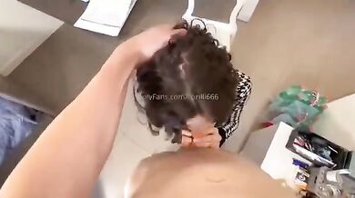 Una professoressa di sostegno si fa scopare da ripetente