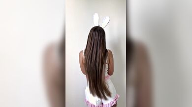 Elisa Esposito coniglietta sexy OF