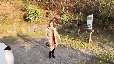 Incontrata casualmente sale in macchina e mi fa un pompino