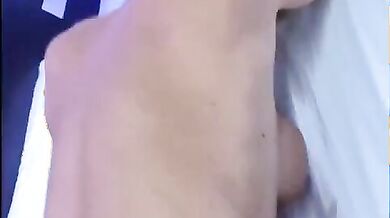 Lara De Santis scopata con venuta in bocca