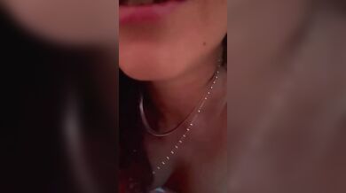 Sono malata di cazzo mi piace troppo