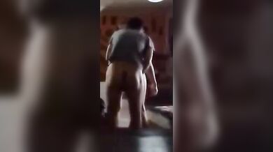 A pecorina ricevendo forte il mio cazzone