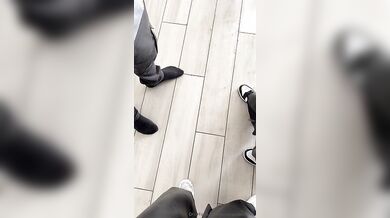 Ambra e Paola del calippo tour scopano fan di Bergamo