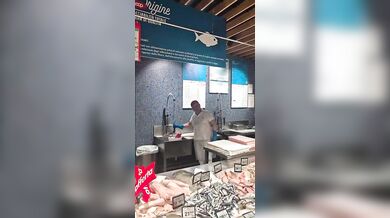 Barista porca italiana con gran culo