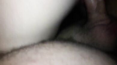 Mio marito mi ha riempito di sementi