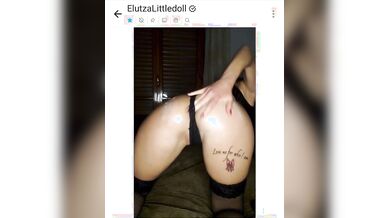 Helutza la sexy barista mostra la fica