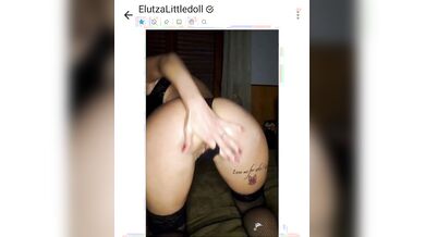 Helutza la sexy barista mostra la fica