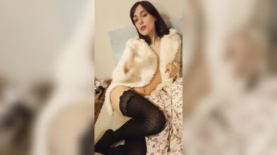 Una giovane fidanzata porcellla