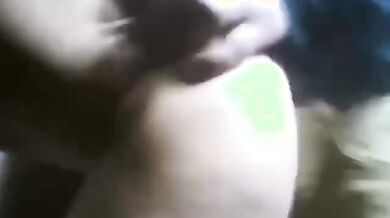 Commessa italiana scopata da cliente in negozio