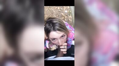 La Truce biondina italiana cantante e pompinara