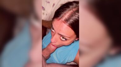 Pompino pov bellissima fidanzata porcella