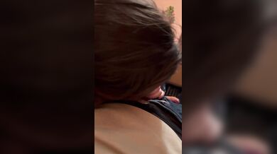 Pompino casalingo fidanzata